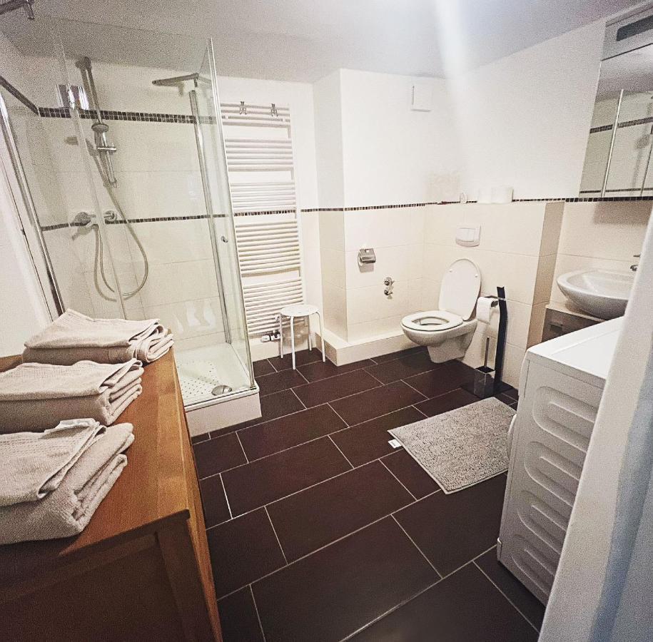 Elvis Family Dream Apartment Lubeck Ngoại thất bức ảnh